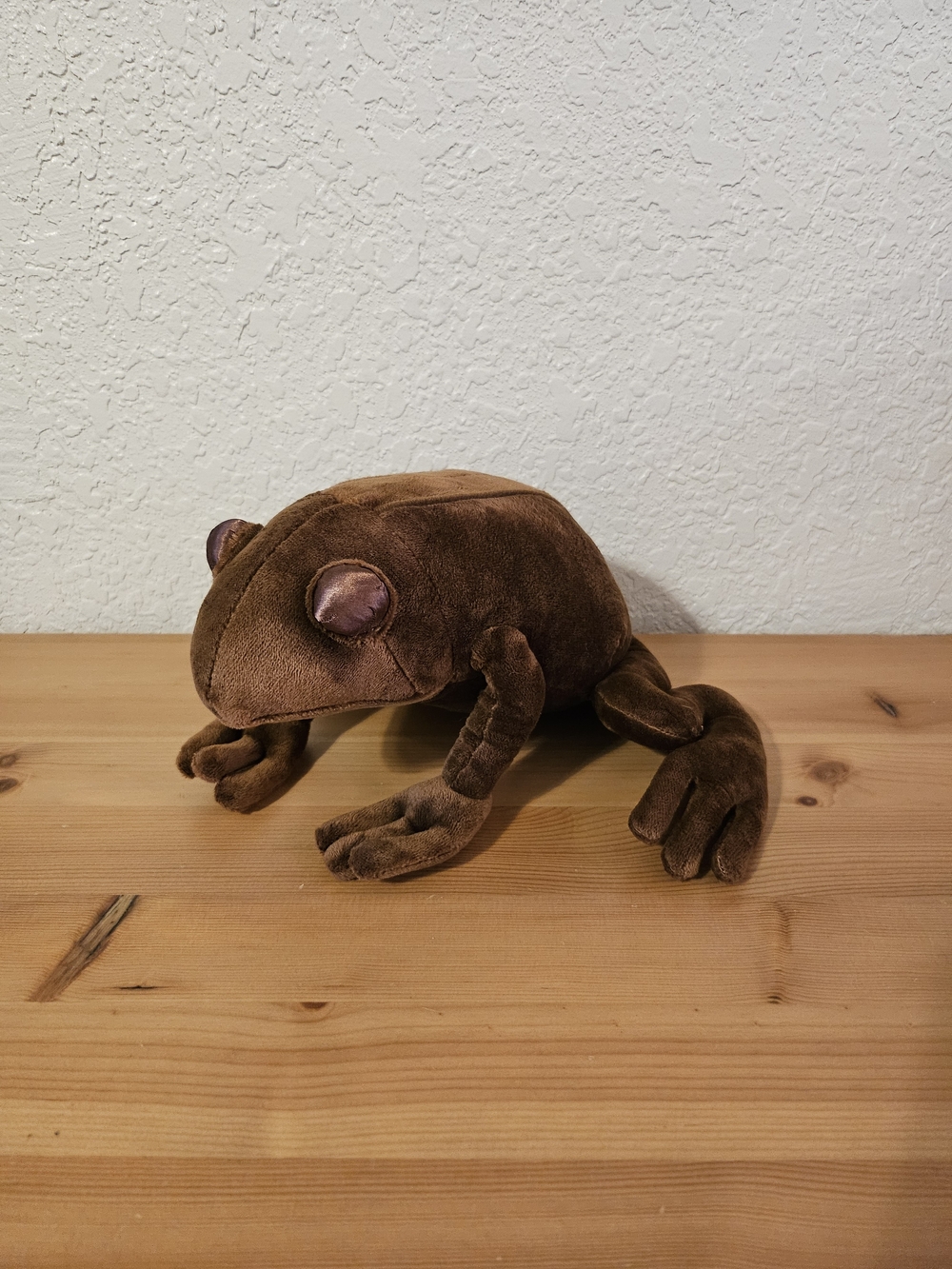 Hogwarts Plush Chocolate Frog Stuffed Animal